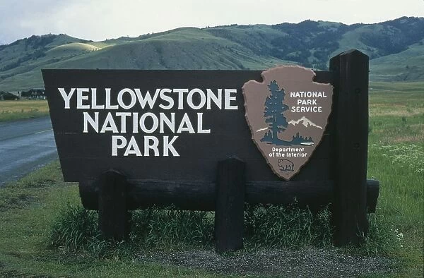 USA, Wyoming, Yellowstone National Park (UNESCO World Heritage List, 1976). Sign