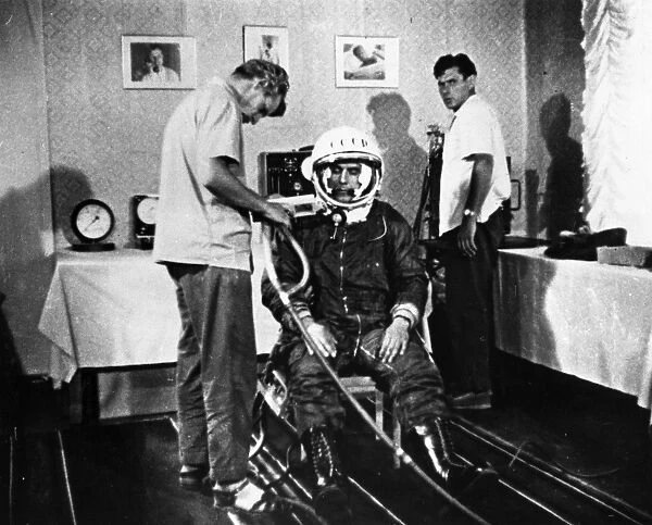 Vladimir komarov undergoing training as back-up for cosmonaut pavel popovich in1962