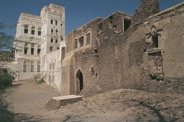 Yemen, Zabid, delapidated buildings of historical old town