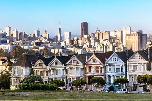 Painted ladies and skyline of San Francisco