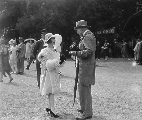 Famous sportsman and 60 year old Flapper at the races. Miss Fanny Ward and Lord Lonsdale