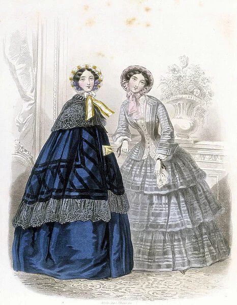 2 fashionable women: in outfit - in 'Journal des Demoiselles'