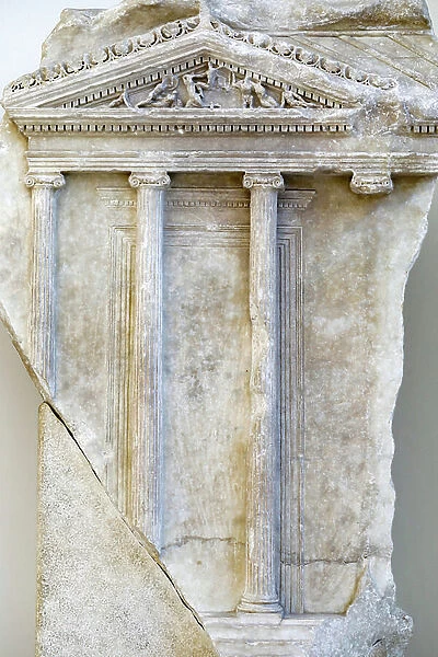 Ara Pacis, detail with Ionic temple with four colomns on the front. 1st century BC (relief)