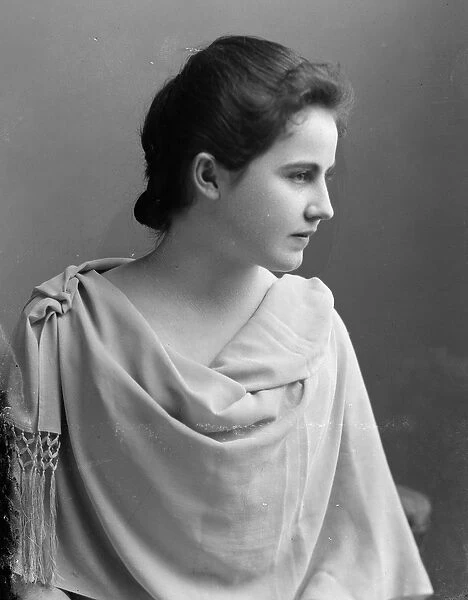 Edith Bolling, c. 1890 (b  /  w photo)