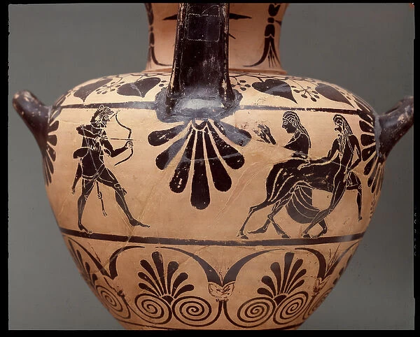 Hydria with representation of Hercules shooting an arrow on the centaur Nessus
