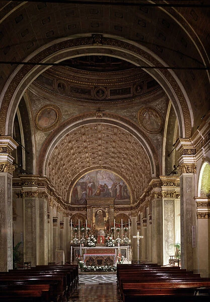 The interior of the choir with the Bramantesque perspective