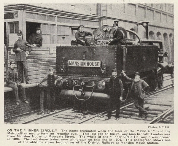 Steam locomotive at Mansion House Station on the Metropolitan District Railway, London, late 19th Century (b  /  w photo)
