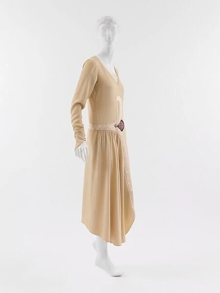 Dress 1928 French silk glass Poiret oeuvre leitmotifs distinguish