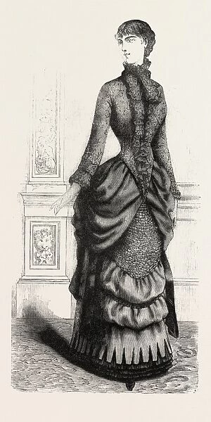 Indoor Toilette Front, Fashion, Engraving 1882
