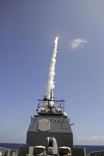 A standard missile 2 is launched from the Aegis cruiser USS Lake Erie
