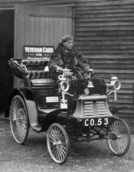 The 1901 4 1  /  2 H. P. Benz Car which Mr. C. S. Burney of Weybridge is driving in the old
