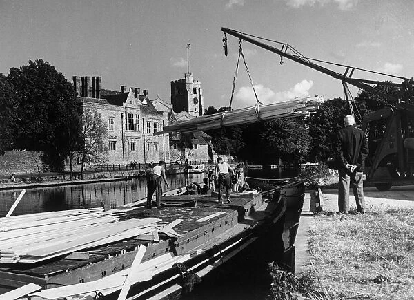 Boats on the River Medway, showing the Archbishops Palace in the background in