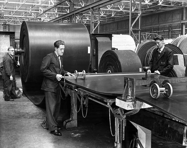 Conveyor belt manufacture at the Dunlop factory, Speke, Liverpool, Merseyside. Circa 1950