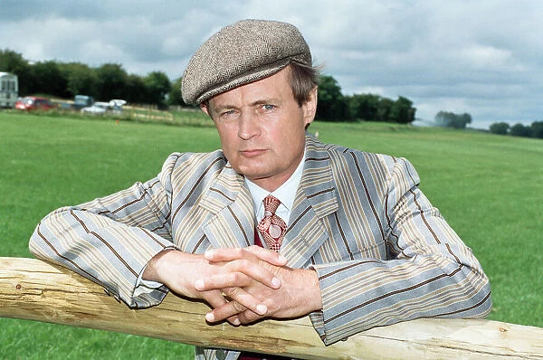 David McCallum at a photocall for BBC series Trainer. 16th July 1991