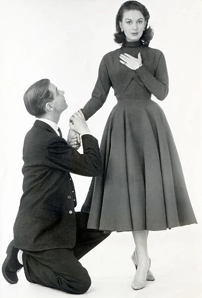 Ian Carmichael and Janette Scott posing the big moment in couples lifes