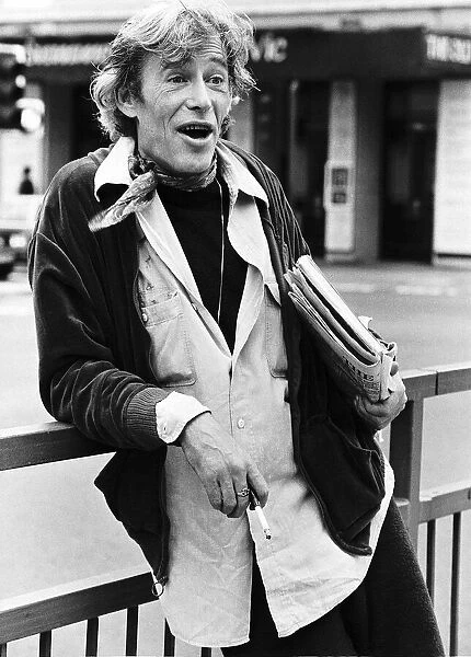 Peter O Toole actor outside the Old Vic theatre in London