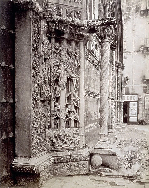 Sculptural decoration of the main portal of the Cathedral of Messina, Italy