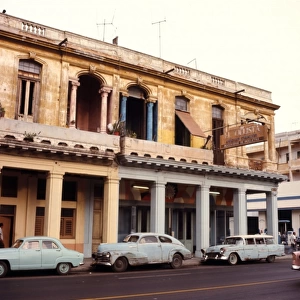 Cuba / Havana Cars / Houses