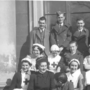 Nurses and probable airmen outside Montgomery House