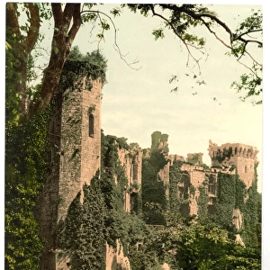 Raglan Castle, III. England