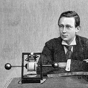 Guglielmo Marconi with his radio, 1890s C017 / 0685