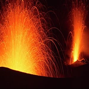 Stromboli double eruption