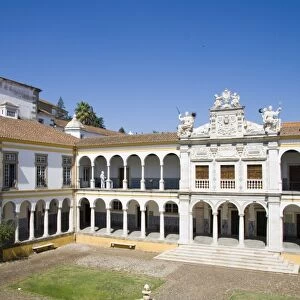 Evora University arcaded courtyard
