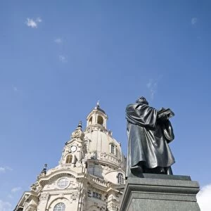 Frauenkirche (Church of Our Lady) with statue of Martin Luther, Dresden