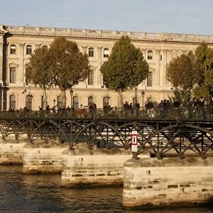 Passerelle des Arts bridge over the River Seine, Paris, France, Europe