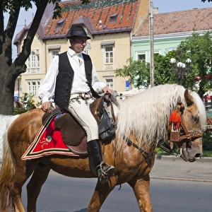 Traditional clothing, Targu Mures, Transylvania, Romania, Europe