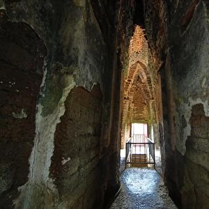 Ruins of Wat Ratchaburana Temple, Ayutthaya, Thailand