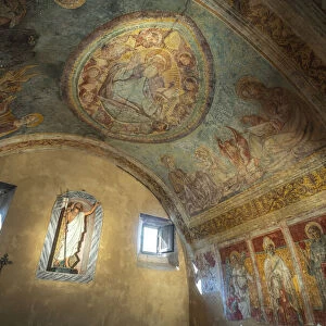 Church of Santa Maria Maggiore, side chapel with Umbrian-Sienese frescoes from the early