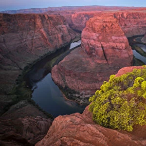 USA, Southwest, Arizona, Glen Canyon National Recreation Area, Colorado river at Horseshoe
