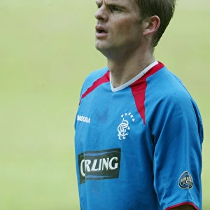 Frank de Boer Leads Rangers to Victory: Motherwell 0-1 Rangers (04/04/04)