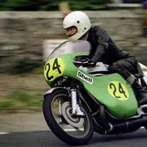 Fred Pidcock (Suzuki) 1976 Senior Manx Grand Prix