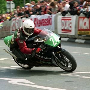 Hugh Reynolds (Yamaha) 2000 Lightweight TT