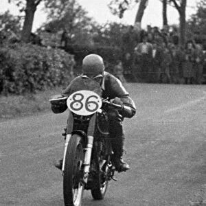 Roy Evans (AJS) 1951 Junior Ulster Grand Prix