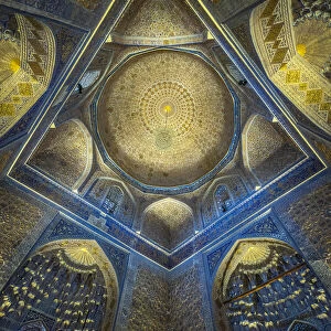 Central Asia, Uzbekistan, Samarkand. 15th century mausoleum of Tamerlane