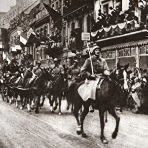 WORLD WAR I: MUELHOUSE. French troops entering the manufacturing town of Muelhouse