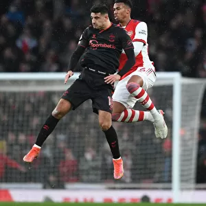 Arsenal vs Southampton: Gabriel Magalhaes Clashes with Armando Broja in Intense Premier League Showdown