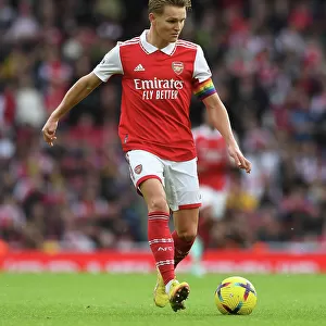 Martin Odegaard's Star Performance: Arsenal's Victory Over Nottingham Forest in the Premier League