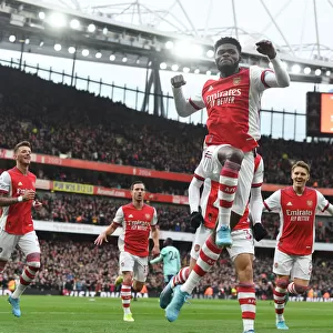 Thomas Partey's Stunner: Arsenal's Game-Changing Goal vs. Leicester City, Premier League 2021-22