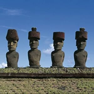 Chile, Easter Island, Rapa-Nui National Park (UNESCO World Heritage List, 1995). Moais (megalithic anthropomorphic statues), Ahu Nau Nau