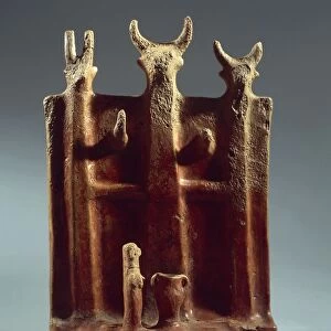 Clay model representing libation scene, from Kotchati necropolis