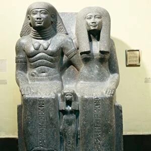 Egyptian civilization, statue of Sennufer with his wife and daughter, from Karnak