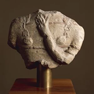 Fragment of female statue, from Abruzzo Region, Italy