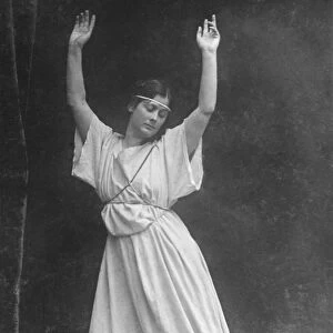 Isadora duncan (1878-1927), american dance pioneer
