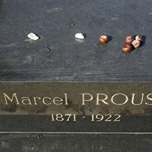 Marcel Prousts grave at Pere Lachaise cemetery