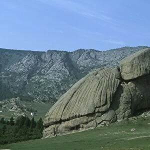 Mongolia, Terelj, Gorkhi-Terelj National Park, Turtle shaped rock formation