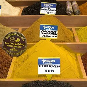 Turkey, Istanbul, Spice Bazaar, spices for sale